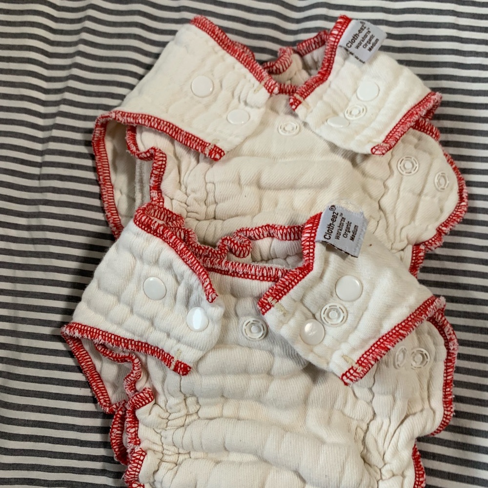 Fitted organic cloth diapers